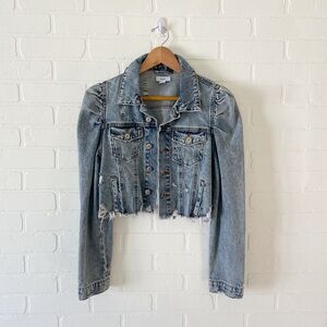 Forever 21 Cropped Denim Jacket Size Medium.